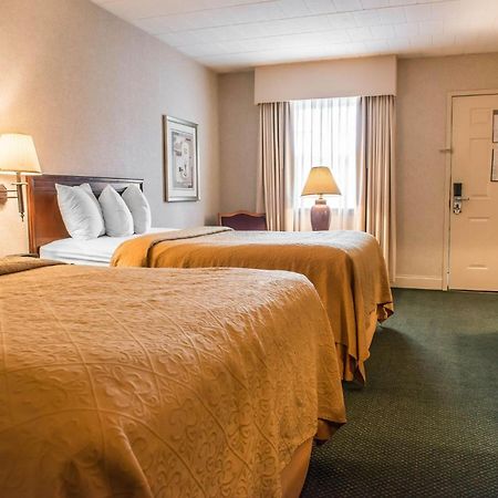 Quality Inn Pittsburgh Airport Oakdale Kültér fotó