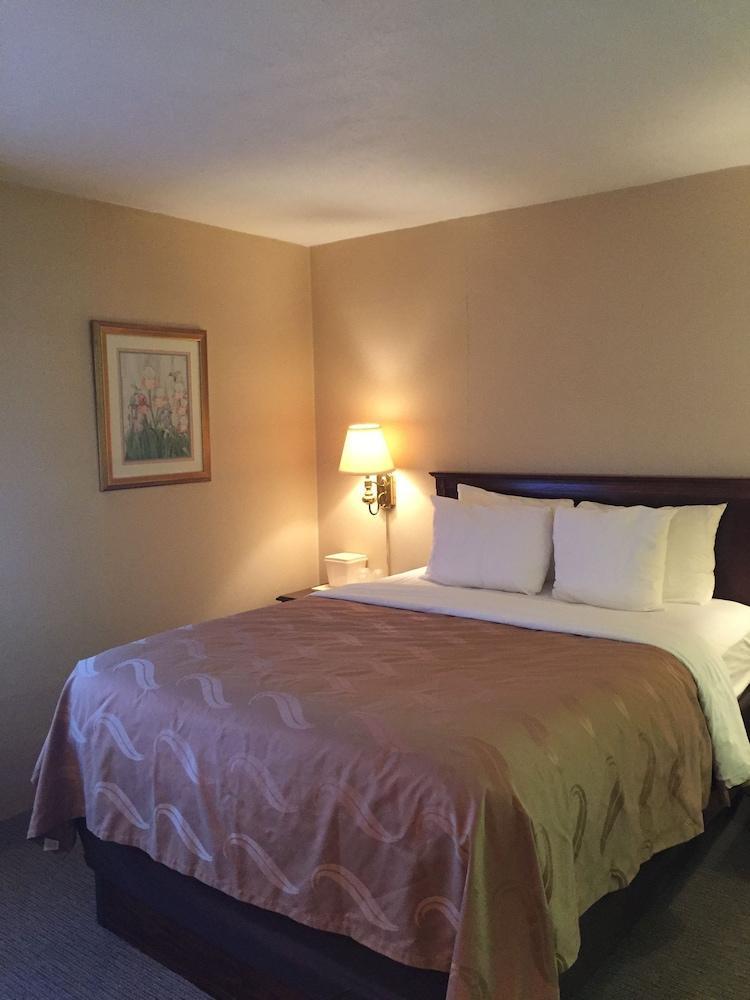 Quality Inn Pittsburgh Airport Oakdale Kültér fotó