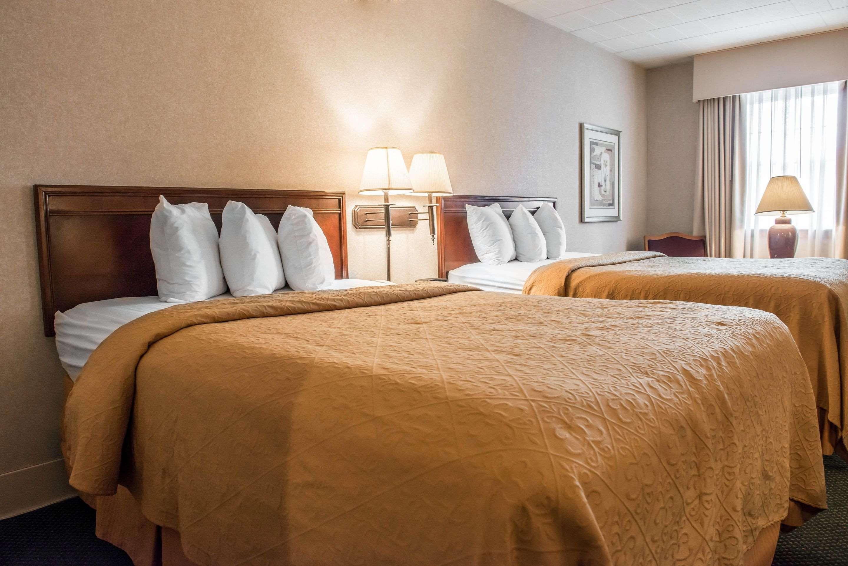 Quality Inn Pittsburgh Airport Oakdale Kültér fotó