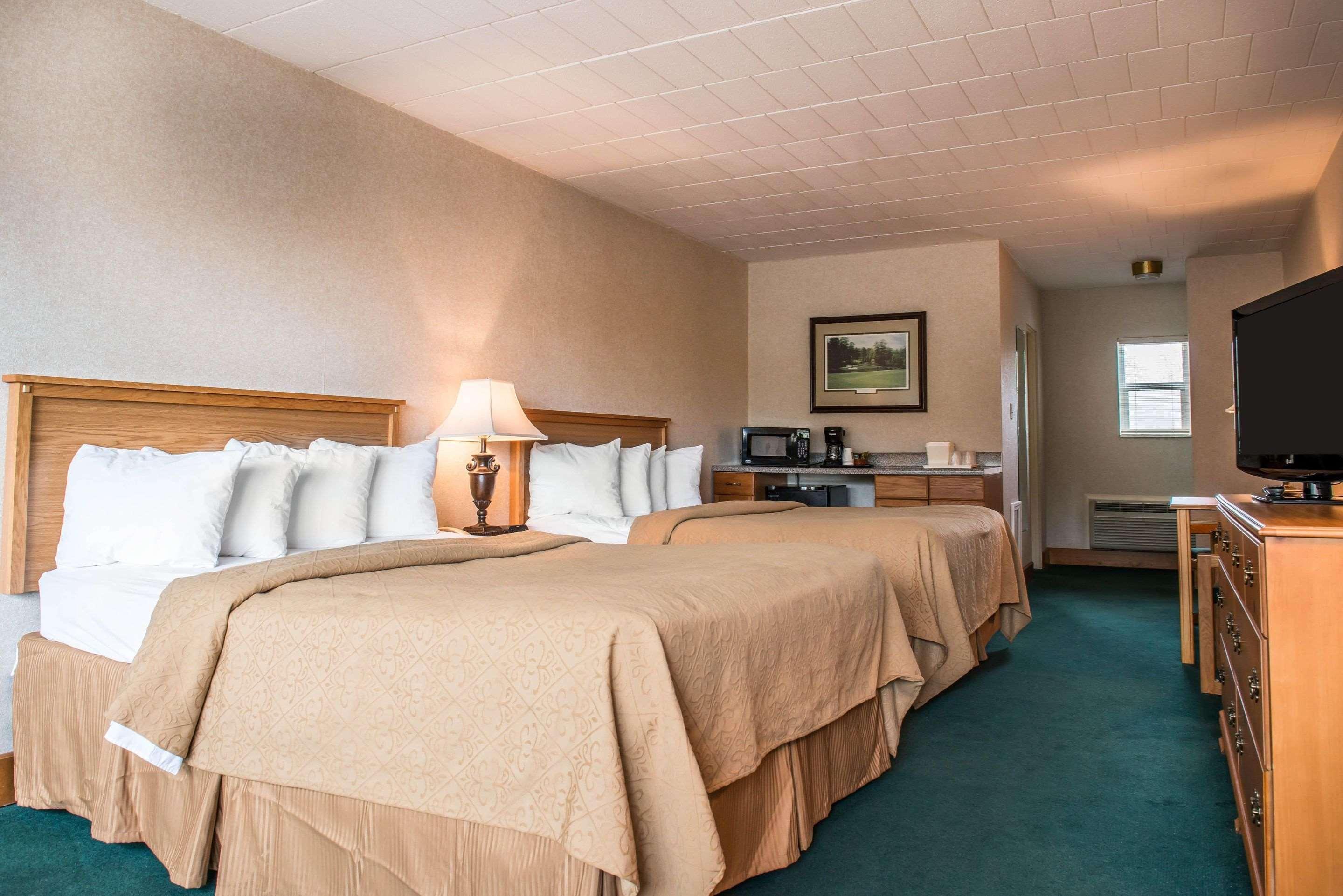 Quality Inn Pittsburgh Airport Oakdale Kültér fotó
