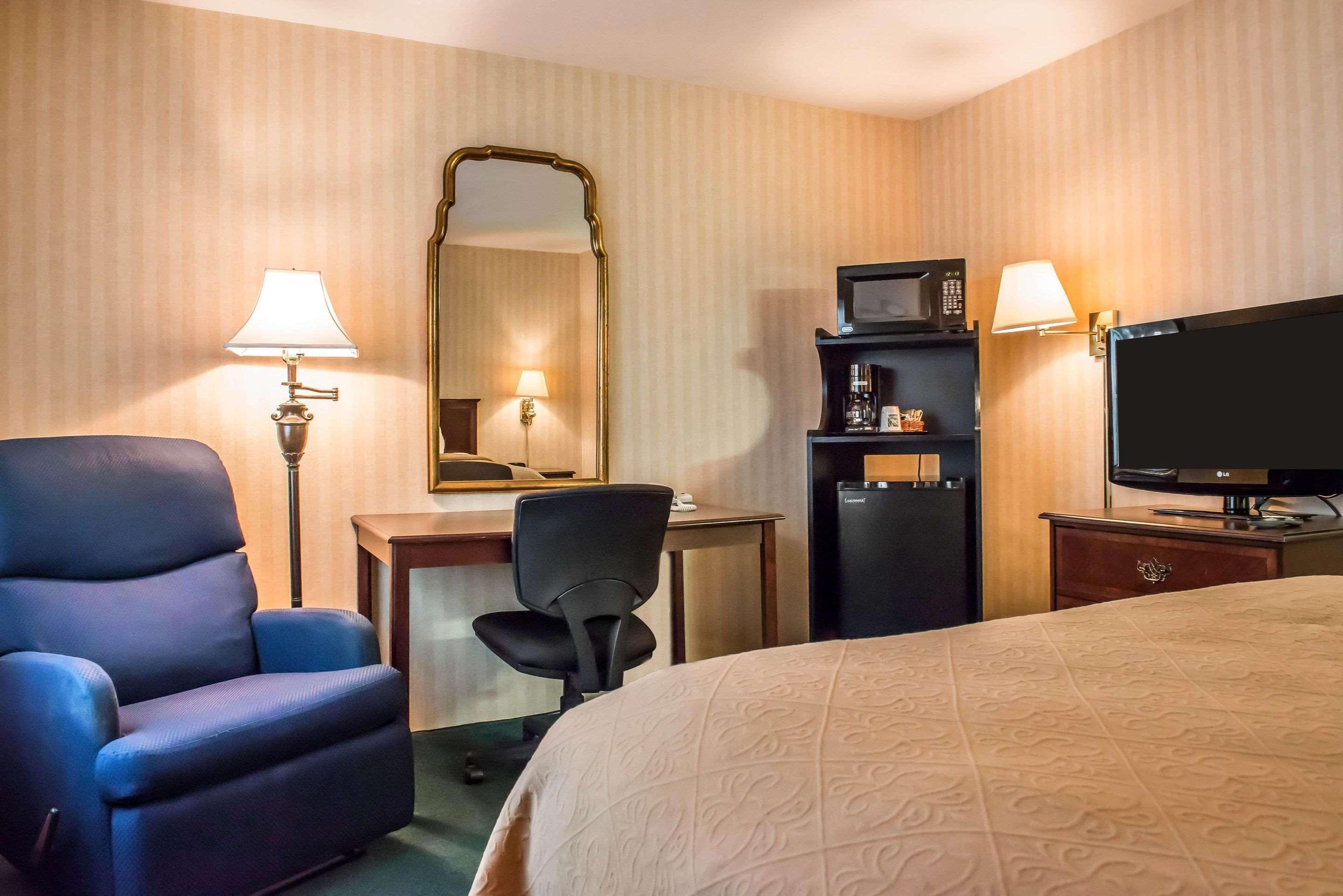 Quality Inn Pittsburgh Airport Oakdale Kültér fotó