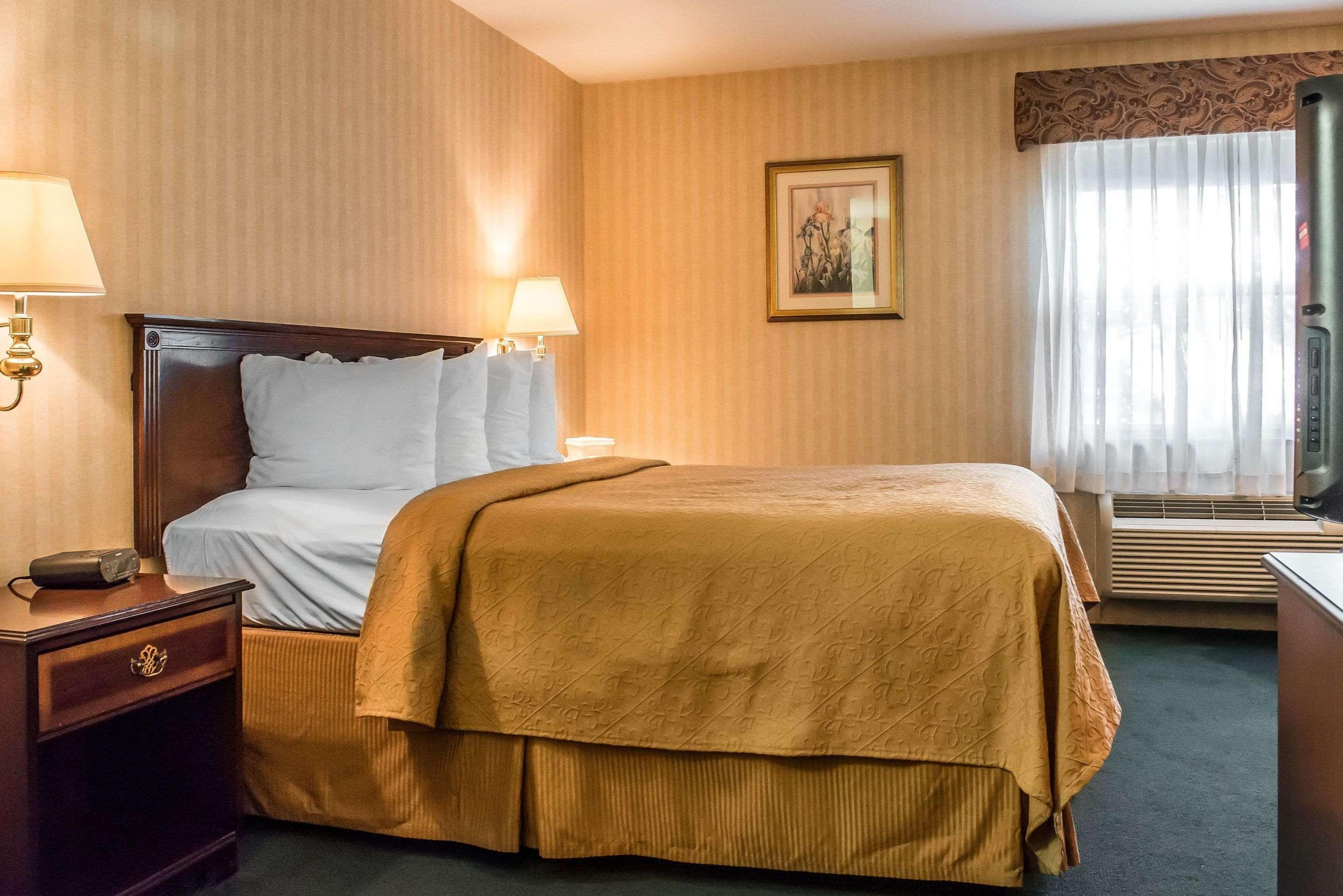 Quality Inn Pittsburgh Airport Oakdale Kültér fotó